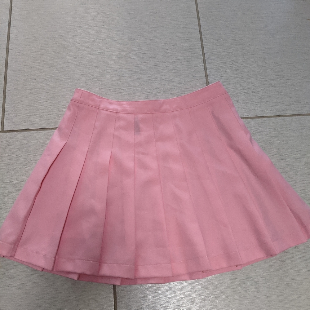 Pink pleated skirt, size large, Forever 21